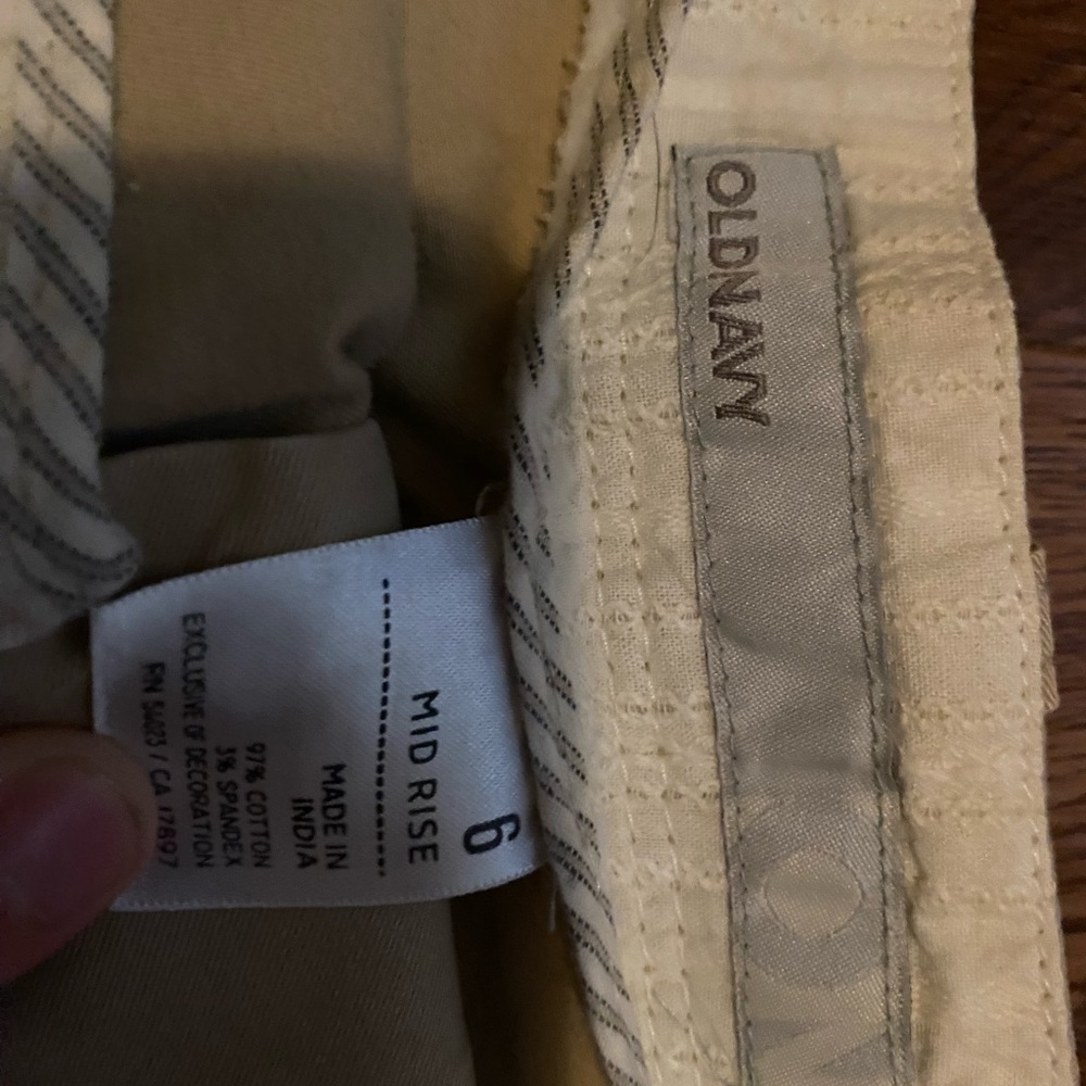 Womens Khaki Shorts - Picture 2 of 3